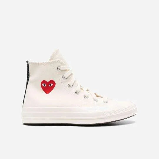 COMME DES GASÇONS PLAY X CONVERSE BLANCAS
