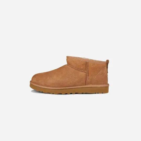 CLASSIC ULTRA MINI BOOT SAND