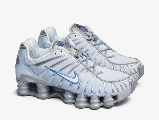 NIKE SHOX PLATEADAS Y AZULES