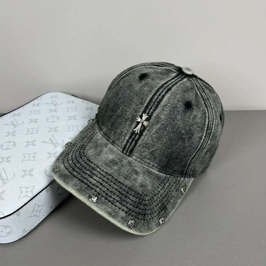CAP CHROME HEARTS CH097