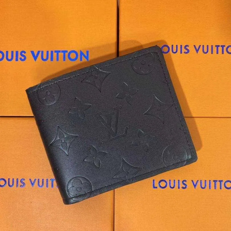 WALLET LOUIS VUITTON EMBOSSED MONOGRAM IN BLACK LV067